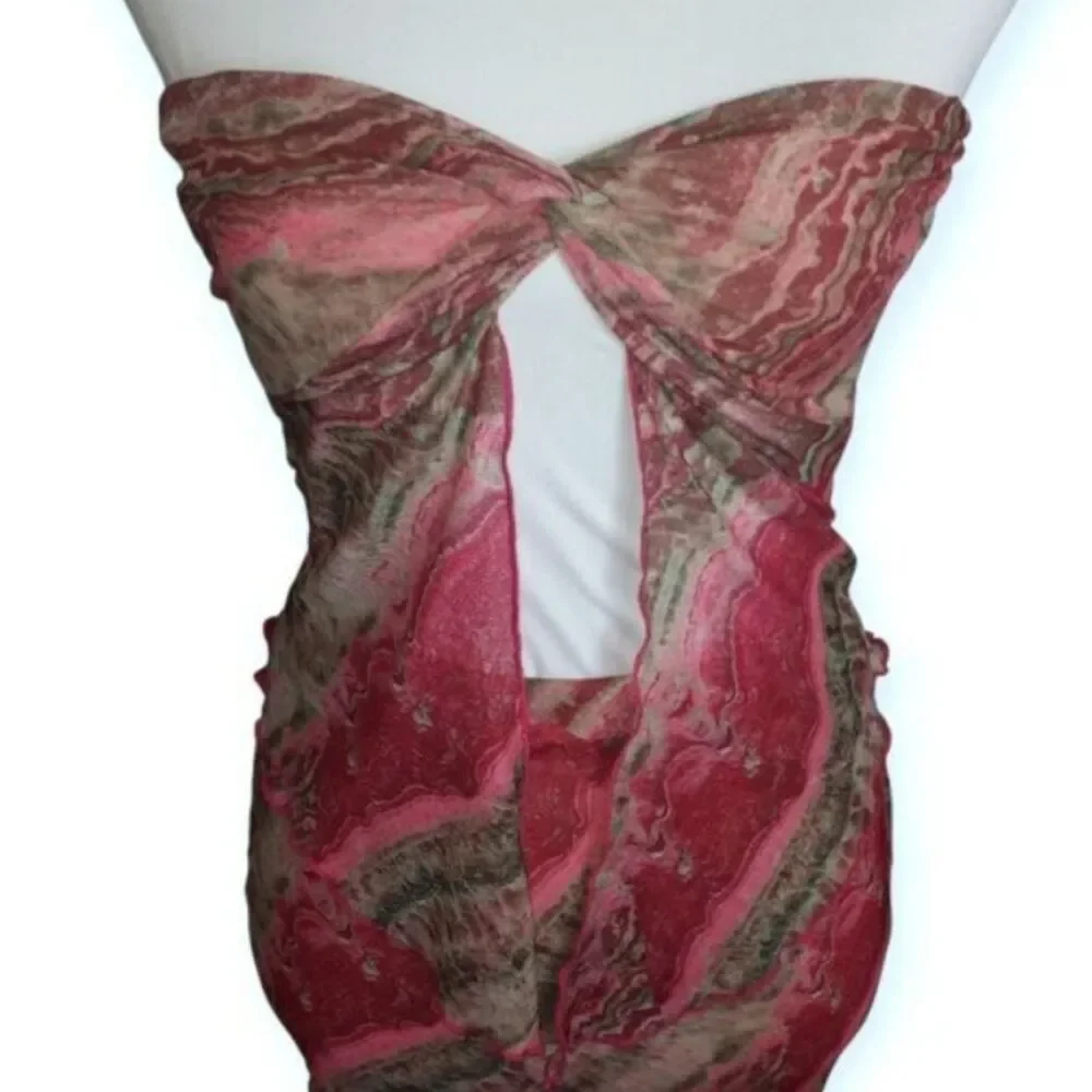 Lilyful Nelly Mini Skirt Set Fuchia Sz.M NWT. - Picture 3 of 11